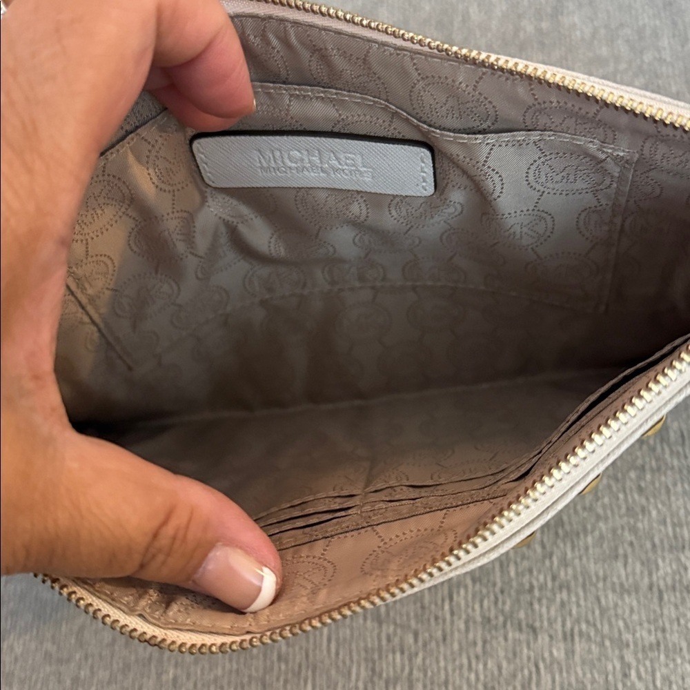 Michael Kors Wristlet - Picture 5 of 6